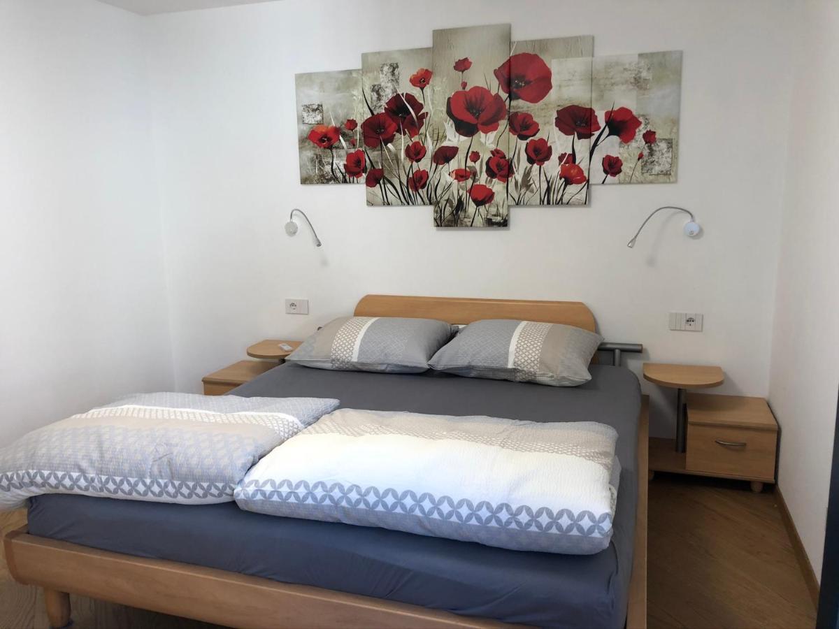 Ferienwohnung Im Zentrum นาตูร์โน ภายนอก รูปภาพ